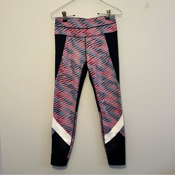 Athleta Electra Sonar 7/8 Workout Leggings Navy blue and Pink Mesh Detail Size S - Picture 2 of 13